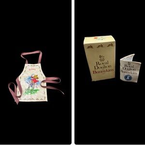 Royal Doulton Bunnykins Children’s Vinyl Apron Bib 1981